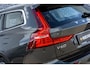 Volvo V60 Plug-in Hybrid T6 AWD Inscription Expression | Lederen bekleding | Panoramadak | Stoel- en stuurwielverwarming | Adaptive cruise control | Dode hoek detectie BLIS | 19 inch velgen | Elektrische stoelverstelling | Gelamineerde zijruiten |
