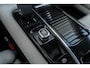 Volvo V60 Plug-in Hybrid T6 AWD Inscription Expression | Lederen bekleding | Panoramadak | Stoel- en stuurwielverwarming | Adaptive cruise control | Dode hoek detectie BLIS | 19 inch velgen | Elektrische stoelverstelling | Gelamineerde zijruiten |