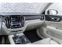 Volvo V60 Plug-in Hybrid T6 AWD Inscription Expression | Lederen bekleding | Panoramadak | Stoel- en stuurwielverwarming | Adaptive cruise control | Dode hoek detectie BLIS | 19 inch velgen | Elektrische stoelverstelling | Gelamineerde zijruiten |