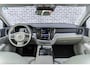 Volvo V60 Plug-in Hybrid T6 AWD Inscription Expression | Lederen bekleding | Panoramadak | Stoel- en stuurwielverwarming | Adaptive cruise control | Dode hoek detectie BLIS | 19 inch velgen | Elektrische stoelverstelling | Gelamineerde zijruiten |
