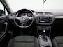 Volkswagen Tiguan Allspace 1.5 TSI Comfortline Business 7-Persoons | Automaat | Trekhaak | Apple Carplay/Android Auto | Panoramadak | Climate Control | Parkeersensoren | Lichtmetalen Velgen |