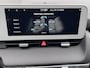 Hyundai Ioniq 5 Lounge 73kWh Automaat / 1.600 kg trekgewicht / 8 jaar Batterijgarantie / Accu SoH 97,4 % / CCS snelladen / Warmtepomp / HUD / Camera 360° / Leder / Panorama dak / Elektrische stoelen & klep / Navigatie / Stuur-, stoel- & achterbankverwarming / 20" LM wielen /