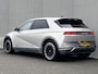 Hyundai Ioniq 5 Lounge 73kWh Automaat / 1.600 kg trekgewicht / 8 jaar Batterijgarantie / Accu SoH 97,4 % / CCS snelladen / Warmtepomp / HUD / Camera 360° / Leder / Panorama dak / Elektrische stoelen & klep / Navigatie / Stuur-, stoel- & achterbankverwarming / 20" LM wielen /