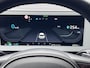 Hyundai Ioniq 5 Lounge 73kWh Automaat / 1.600 kg trekgewicht / 8 jaar Batterijgarantie / Accu SoH 97,4 % / CCS snelladen / Warmtepomp / HUD / Camera 360° / Leder / Panorama dak / Elektrische stoelen & klep / Navigatie / Stuur-, stoel- & achterbankverwarming / 20" LM wielen /