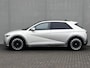 Hyundai Ioniq 5 Lounge 73kWh Automaat / 1.600 kg trekgewicht / 8 jaar Batterijgarantie / Accu SoH 97,4 % / CCS snelladen / Warmtepomp / HUD / Camera 360° / Leder / Panorama dak / Elektrische stoelen & klep / Navigatie / Stuur-, stoel- & achterbankverwarming / 20" LM wielen /