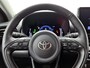 Toyota Yaris 1.5 Hybrid 115 Dynamic Comfort Pack | BTW Voertuig | Dodehoek detectie | Stoel+stuurverwarming | Parkeersensoren voor+achter | Draadloze telefoonlader | Cruise Control Adaptive | Achteruitrijcamera |