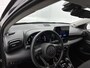 Toyota Yaris 1.5 Hybrid 115 Dynamic Comfort Pack | BTW Voertuig | Dodehoek detectie | Stoel+stuurverwarming | Parkeersensoren voor+achter | Draadloze telefoonlader | Cruise Control Adaptive | Achteruitrijcamera |