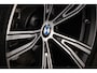 BMW 3-Serie 318i | M SPORT / TRAVEL- PACK | KANTELDAK | STOELVERWARMING | DAB | APPLE | 19"