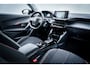 Peugeot e-2008 EV Active Pack 50 kWh | SOH 92% | LED | 16 inch LMV | Climate Control | Carplay