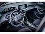 Peugeot e-2008 EV Active Pack 50 kWh | SOH 92% | LED | 16 inch LMV | Climate Control | Carplay