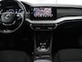 Skoda Octavia 1.0 e-TSI Business Edition Plus | Panoramadak | Adaptive cruise | Stoelverwarming | Camera | Head-Up | Carplay | Sfeerverlichting | Navigatie | Memory