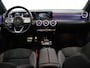 Mercedes-Benz A-klasse 180 Business Solution AMG | Night | Panoramadak | Widescreen | Stoelverwarming | Sfeerverlichting |