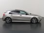 Mercedes-Benz A-klasse 180 Business Solution AMG | Night | Panoramadak | Widescreen | Stoelverwarming | Sfeerverlichting |