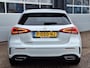 Mercedes-Benz A-klasse 250 e AMG Line | Panoramadak | Night pakket | Achteruitrijcamera | Sfeerverlichting | Multibeam LED | Keyless-GO