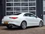Mercedes-Benz CLA 180 Business Solution Luxury | Panoramadak | Sfeerverlichting | Achteruitrijcamera | Widescreen | Cruise Control | Stoelverwarming | LED verlichting