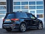 Mercedes-Benz GLB 200 Business Solution AMG | Trekhaak afneembaar | Panoramadak | Night pakket | Achteruitrijcamera | Sfeerverlichting | Dodehoekassistentie | Elektrische achterklep