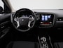 Mitsubishi Outlander 2.4 PHEV Pure | APPLE CARPLAY | ACHTERUITRIJCAMERA | CRUISE CONTROL | STOELVERWARMING | CLIMATE CONTROL | TREKHAAK |