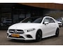 Mercedes-Benz A-klasse 180 Premium Plus AMG Pano Widescreen Carplay LED