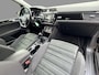 Volkswagen Touran 1.2 TSI Highline 7p / Trekhaak / Adaptieve cruise control / Navigatie / Stoelverwarming / Clima voor & Achter /