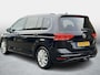 Volkswagen Touran 1.2 TSI Highline 7p / Trekhaak / Adaptieve cruise control / Navigatie / Stoelverwarming / Clima voor & Achter /