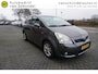 Toyota Verso 1.8 VVT-I LUNA 5 PERSOONS ORIGINEEL NEDERLANDS DEALER ONDERHOUDEN TREKHAAK ECC AIRCO CRUISECONTROL PARKEERSENSOREN 16INCH LMV 4X ELECTR.RAMEN-SPIEGELS
