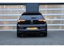 Volkswagen Golf 1.5 eHybrid 204pk DSG Life Edition | SoH 100% | Panoramadak | Trekhaak | Stoel/Stuurverwarming
