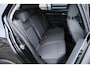Volkswagen Golf 1.5 eHybrid 204pk DSG Life Edition | SoH 100% | Panoramadak | Trekhaak | Stoel/Stuurverwarming