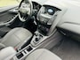 Ford Focus Wagon 1.0 Titanium Camera! PDC! Stoelverw! Stuurverw! Garantie! APK!