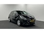 Peugeot 208 1.2 PureTech Signature TREKHAAK NAVI CARPLAY.