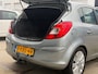Opel Corsa 1.4-16V Cosmo/5drs/nap/3e EIG/ dealeronderhouden/1jaar apk//pdc/airco/zeer nette auto.
