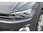Volkswagen Polo 1.0 TSI Comfortline / Nederlandse Auto / BTW Auto / Adaptieve Cruise Control / Navigatie / Apple Car Play / Alarm klasse III / Midden Armsteun Voor /Airconditioning / Donker Getint Glas vanaf de B-style