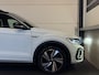 Volkswagen T-Roc 1.5 TSI 3x R-Line Pano, ACC, IQ Lights, Apple Carplay, Stoelverarming, Achteruitrijcamera, Virtual Cockpit, Airco