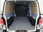 Volkswagen Transporter 2.0 TDI L2H1 28 Comfortline 110 pk | Verlengde garantie | Navigatie via App | Parkeersensoren achter | Cruise control |