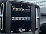 Volvo XC40 1.5 T2 Momentum | Cruise Control | Camera | Trekhaak | Stoelverwarming | Climate | Parkeersensoren Voor + Achter |