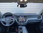 Volvo XC60 T6 Plug-in AWD Ultimate Dark / Head-Up / Trekhaak / Blis / 360 Camera / Schuif/kanteldak /