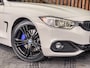 BMW 4-Serie Cabrio 435i High Executive 306PK Automaat | NEKVERWARMING | STOELVERWARMING | STUURVERWARMING | CAMERA | KEYLESS | HEAD-UP |