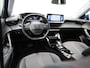 Peugeot e-2008 EV Allure Pack 50 kWh | Apple Carplay / Android Auto | 360 Camera | LED Koplampen | Privacy Glass |
