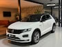 Volkswagen T-Roc 1.5 TSI R-Line Garantie Digi Dash Carplay StoelVW Blindspot Elek Achterklep ACC Clima Navi Led Rijklaar