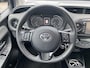 Toyota Yaris 1.5 VVT-i Active Zeer nette NL-auto, boekjes compleet, lage KM stand! Achteruitrij camera, cruise control, start/stop systeem, centrale deurvergrendeling