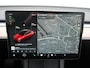 Tesla Model Y Long Range AWD 75 kWh - RIJKLAARPRIJS - All Seasonbanden - Rondomzicht Camera - Panoramadak - Stuur- en Stoelverwarming!