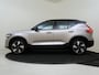 Volvo XC40 Extended Plus 82 kWh | Trekhaak | Two-Tone | All-Seasonbanden