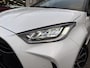 Toyota Yaris 1.5 Hybrid Executive | HUD | JBL | Panoramadak | Sensoren V/A |