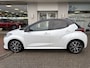 Toyota Yaris 1.5 Hybrid Executive | HUD | JBL | Panoramadak | Sensoren V/A |