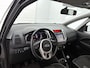 Kia Venga 1.6 CVVT ExecutiveLine | BLUETOOTH | CRUISE CONTROL | CLIMATE CONTROL | ACHTERUITRIJCAMERA | TREKHAAK | NAVIGATIE | STOELVERWARMING |