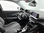 Peugeot 2008 1.2 Allure Pack 130pk Automaat | Apple Carplay/Android Auto | Stoelverwarming | Cruise Control | Achteruitrijcamera | LED | 17" LMV |