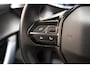 Peugeot 2008 50 kWh Allure 3-Fase [ Panorama LED Navi Camera Stoelverwarming ]