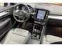 Volvo XC40 2.0 B4 Plus Dark | Parkeercamera | Pilot Assist | BLIS | Stoel- stuurverwarming