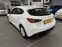 Mazda 3 2.0 Skylease NL-Auto met Navigatie, Climat Control, Cruise Control en LM-velgen