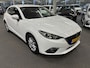 Mazda 3 2.0 Skylease NL-Auto met Navigatie, Climat Control, Cruise Control en LM-velgen