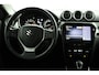 Suzuki Vitara 1.5 Hybrid Style | Climate control | Cruise control | Navigatie | Apple carplay, Android auto | Stoelverwarming | Panoramadak | Lichtmetalen velgen |